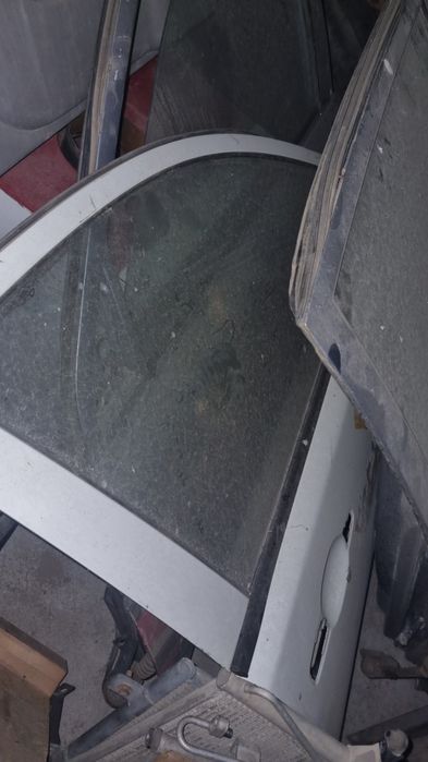 Дверь Mitsubishi  L200