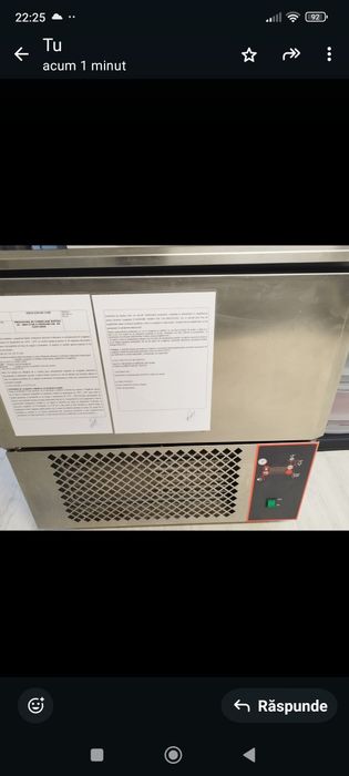 Vitrina de inghetata