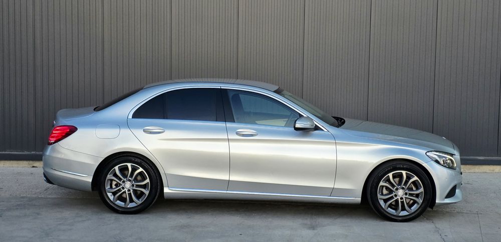 Mercedes C200 CDI 136cp BI-XENON, Navi 150.000 km