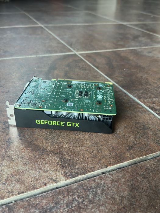 Gtx 1660 perfect funcitonala