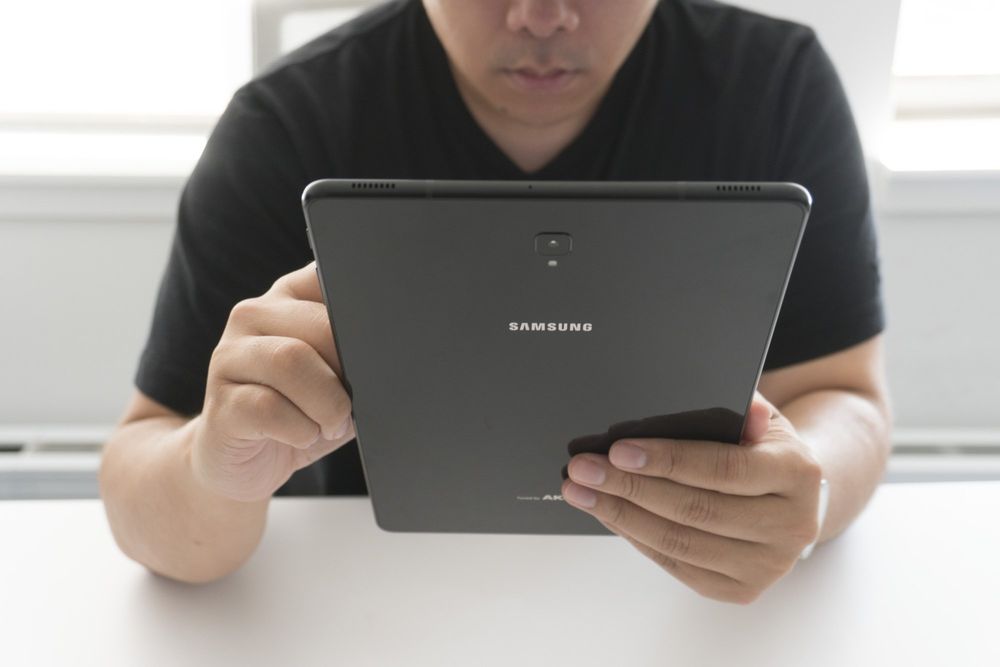 Samsung  Galaxy  Tab S4