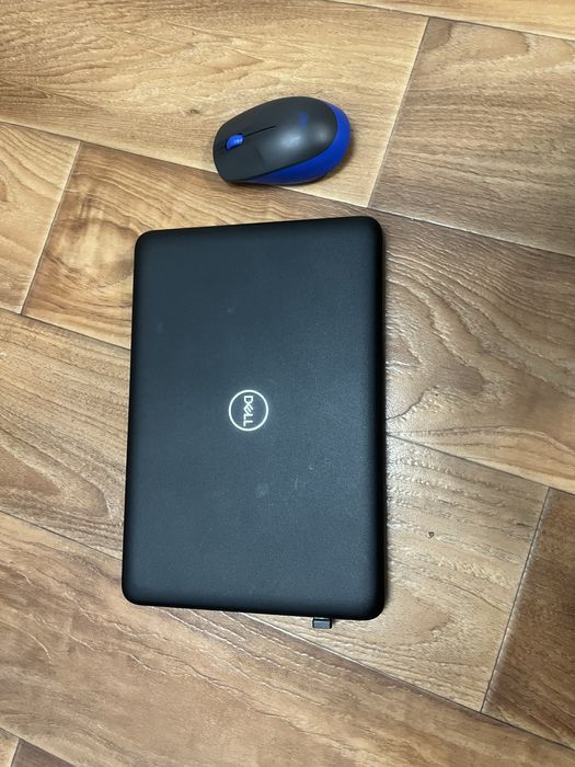 Офисный ноутбук Dell