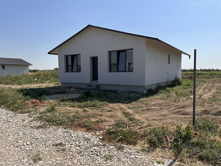 Продава се Къща в с. Оризари, Област Пловдив - 100 кв.м за 1530 €/кв.м - Снимка #2