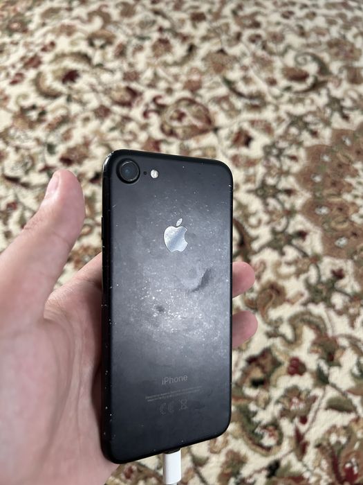 iPhone 7 срочно.
