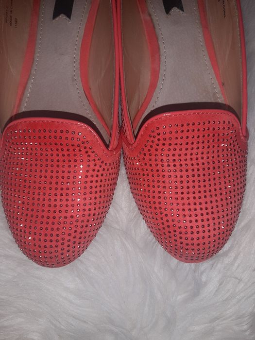 Страхотни дамски обувчици цвят диня