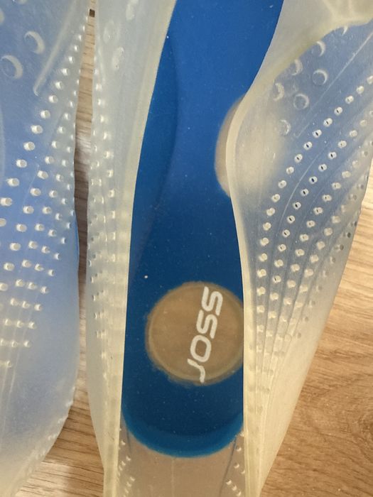 Продам обувь для плавания