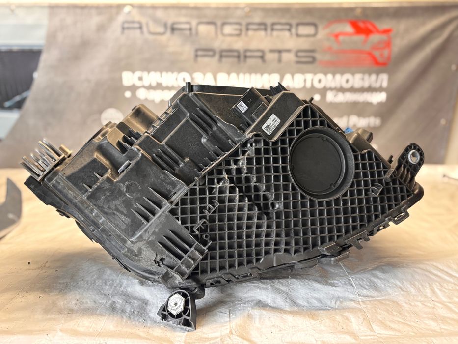 Mercedes-Benz GLC X254 ляв фар