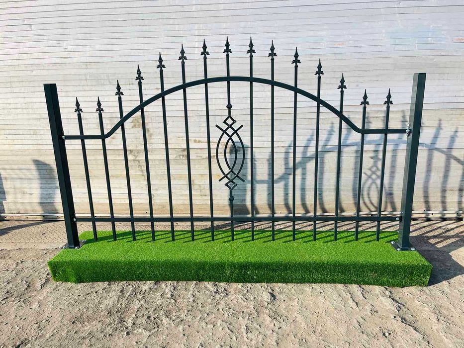 Бургас - Декоративно пано "Ковано Желязо"