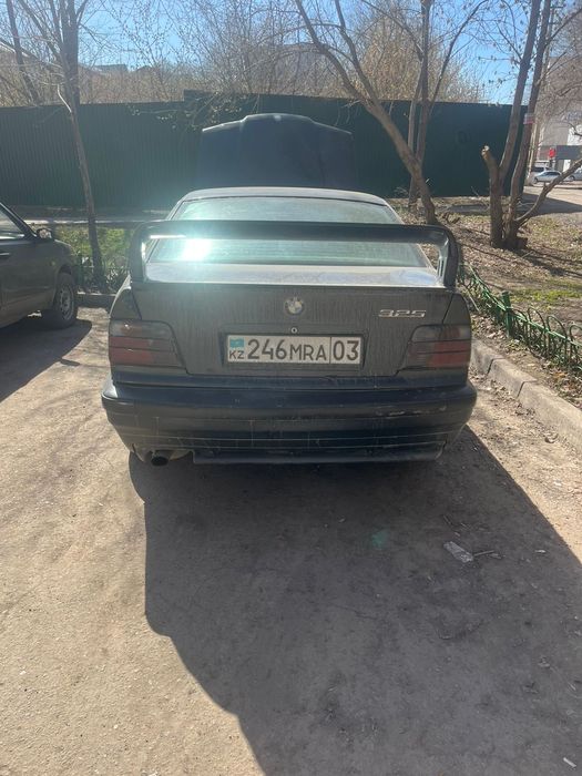 Продам BMW , срочно