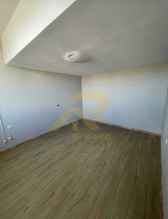 Продава се Тристаен апартамент в София, Илинден - 90 кв.м за 2167 €/кв.м - Снимка #2