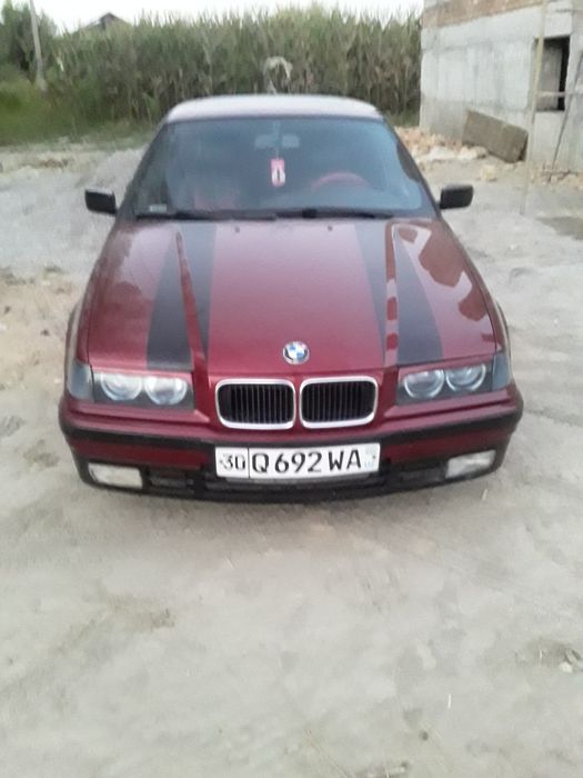 Mashina yaxshi holatda yurib turibdi