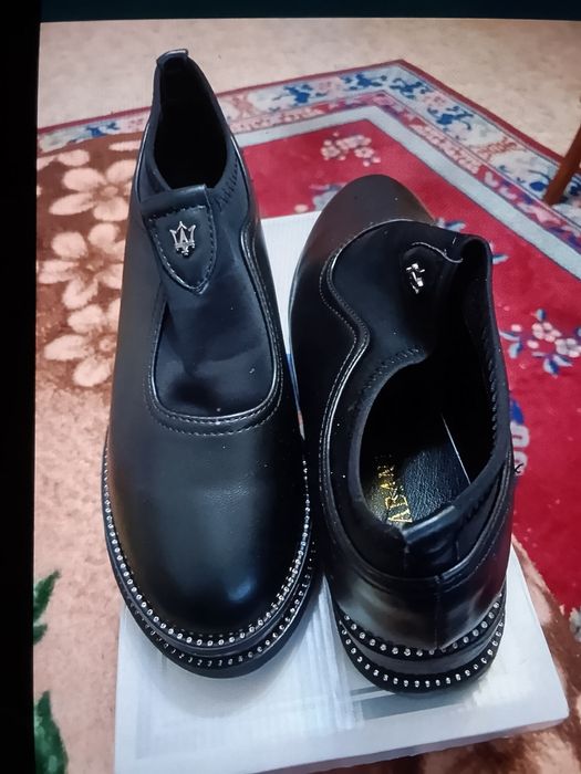 Продам туфли сезон осень.