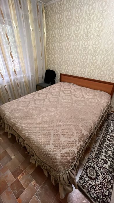 Продам спальний гарнитуру