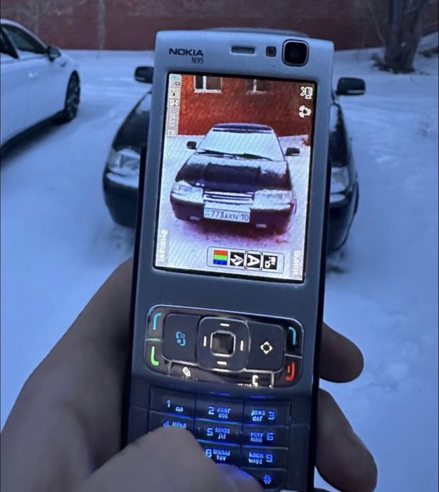 Nokia N95 продам