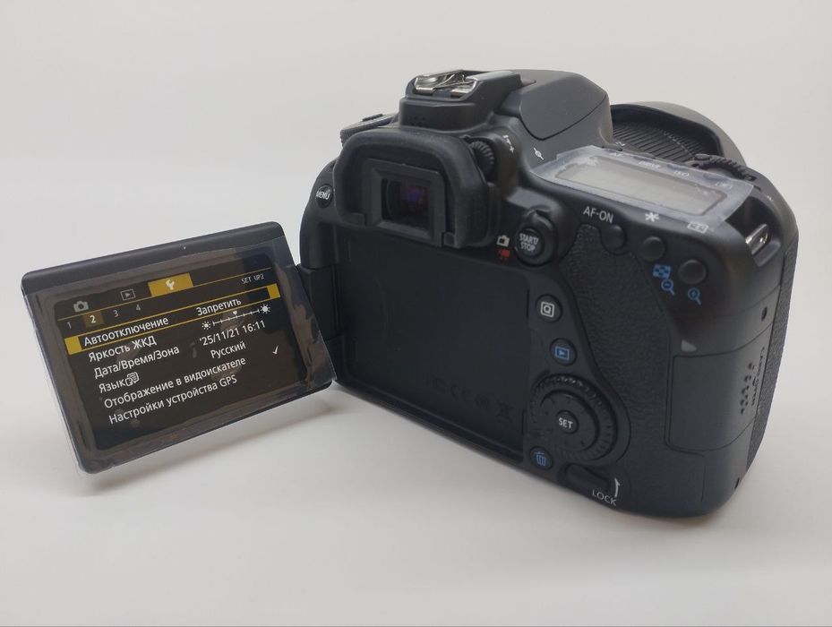 Canon eos 80D sotiladi