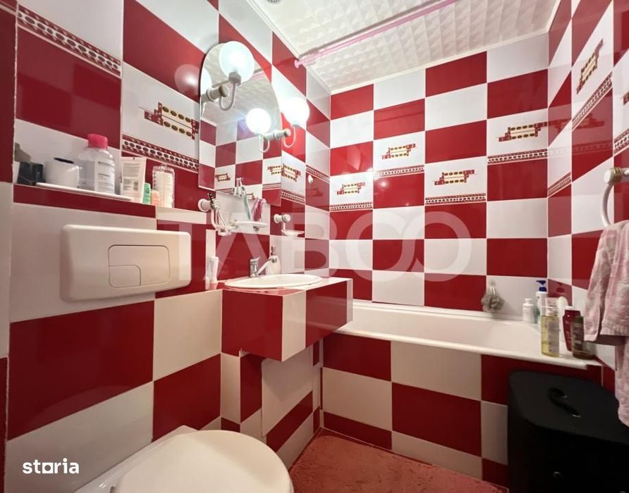 Apartament cu 3 camere de vanzare in Manastur zona BIG la cheie
