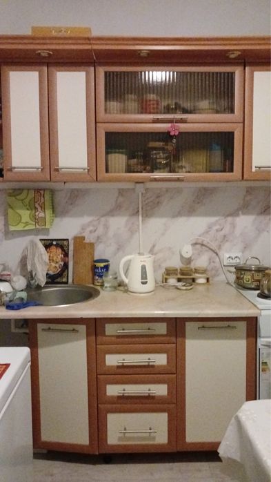 Продаётся кухн.гарнитур 30 тысяч  тенге