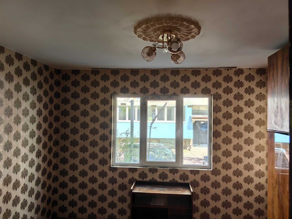 Дава се под наем Етаж от къща в Русе, Родина 1 - 100 кв.м за 357 € - Снимка #21