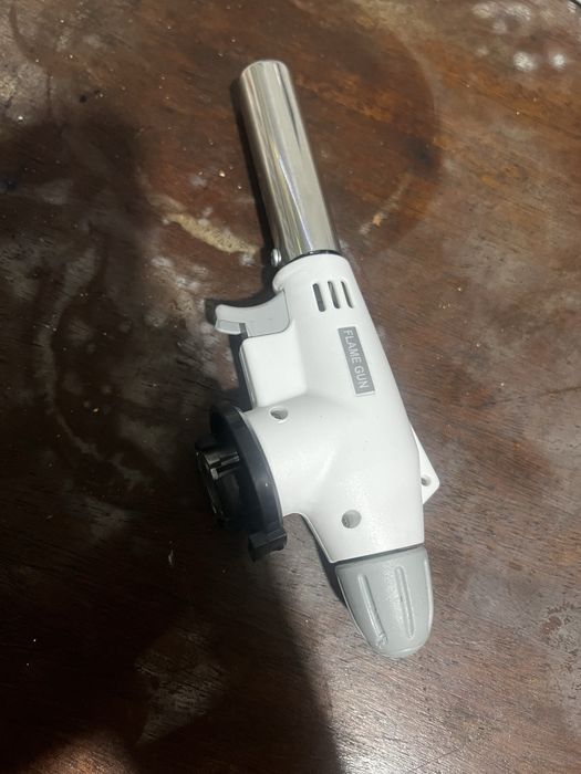 автоматическая газовая горелка-насадка Flame Gun 920 с пьезоподжигом.