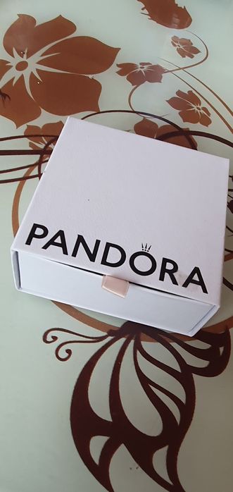 Гривна Pandora сърце