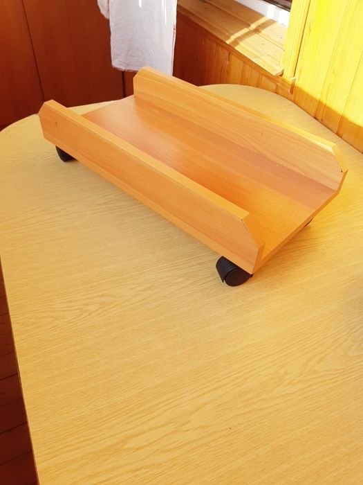 Продам подставку под компьютерный системный блок