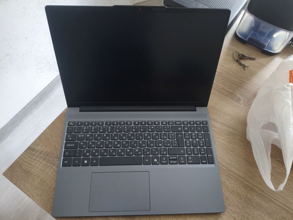 Lenovo Ideapad Slim 3 15ARP10