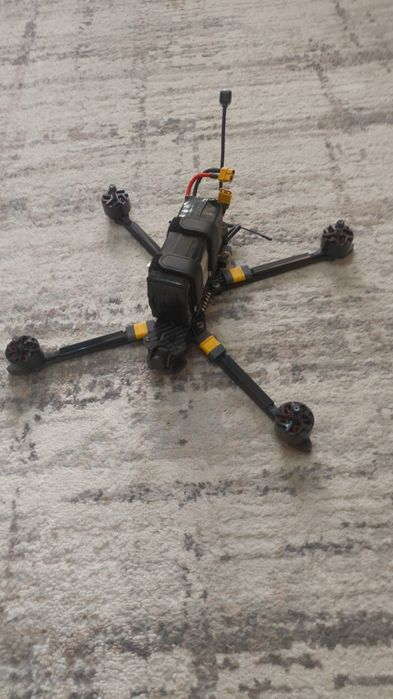 Fpv дрон с АКБ срочно