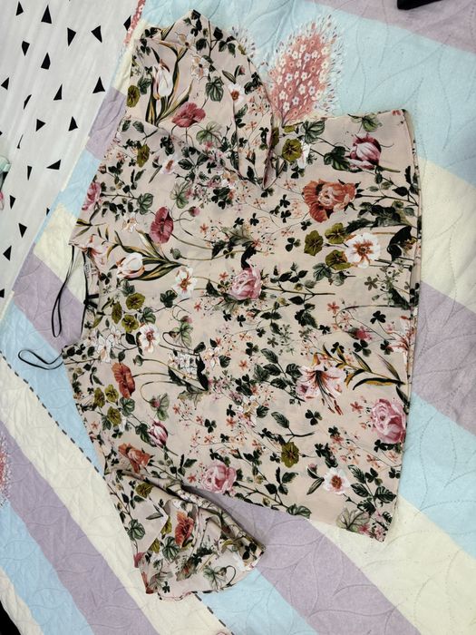 Женские  вещи…..