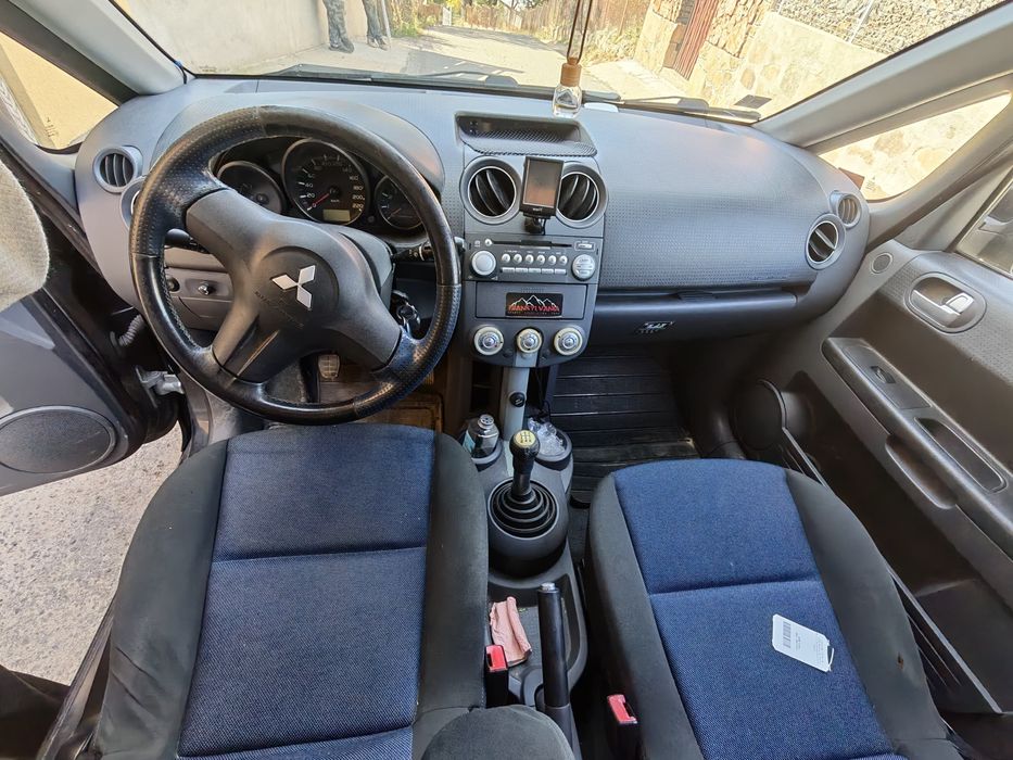 MITSUBISHI Colt 2007 — imagine 5