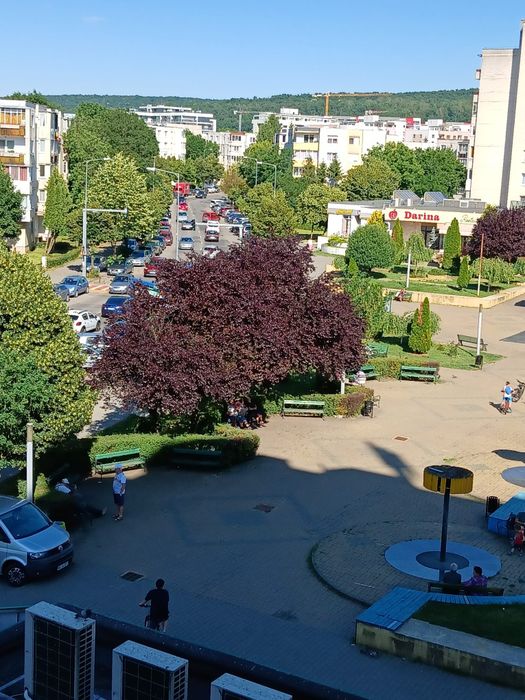 De închiriat garzonieră