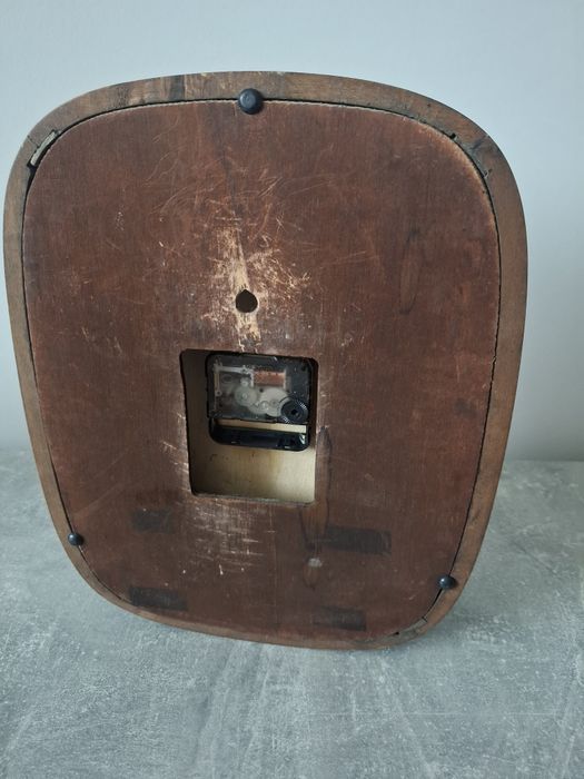 Ceas de perete vintage Artime, Made in Italy, carcasă din lemn – design retro