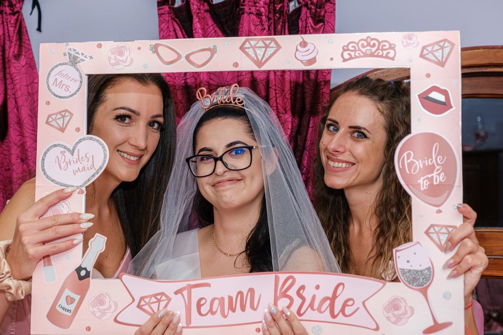 Комплект за момиснко парти