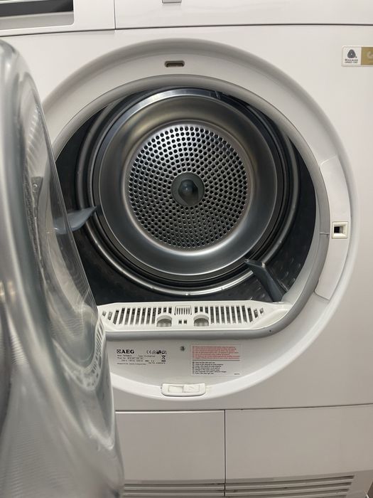 Uscător de rufe AEG