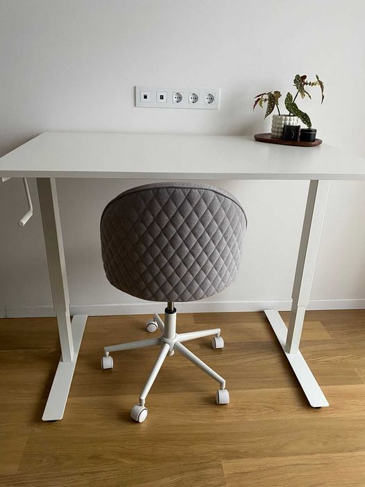 Birou cu inaltime reglabila IKEA, alb, 120x70
