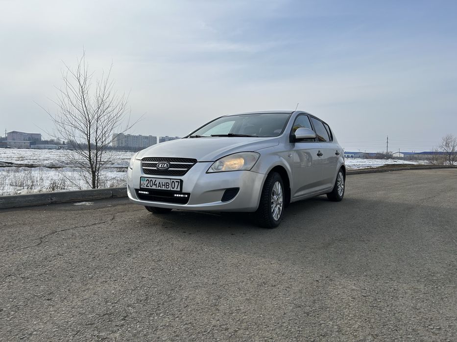Продам машину Kia Ceed 2007