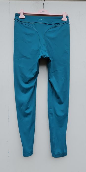 Cardi B Reebok оригинален дамски клин нов  Л размер