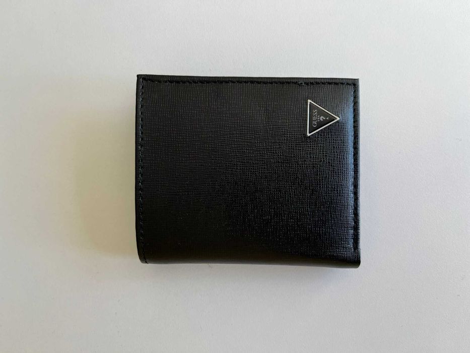 Guess black saffiano Mito