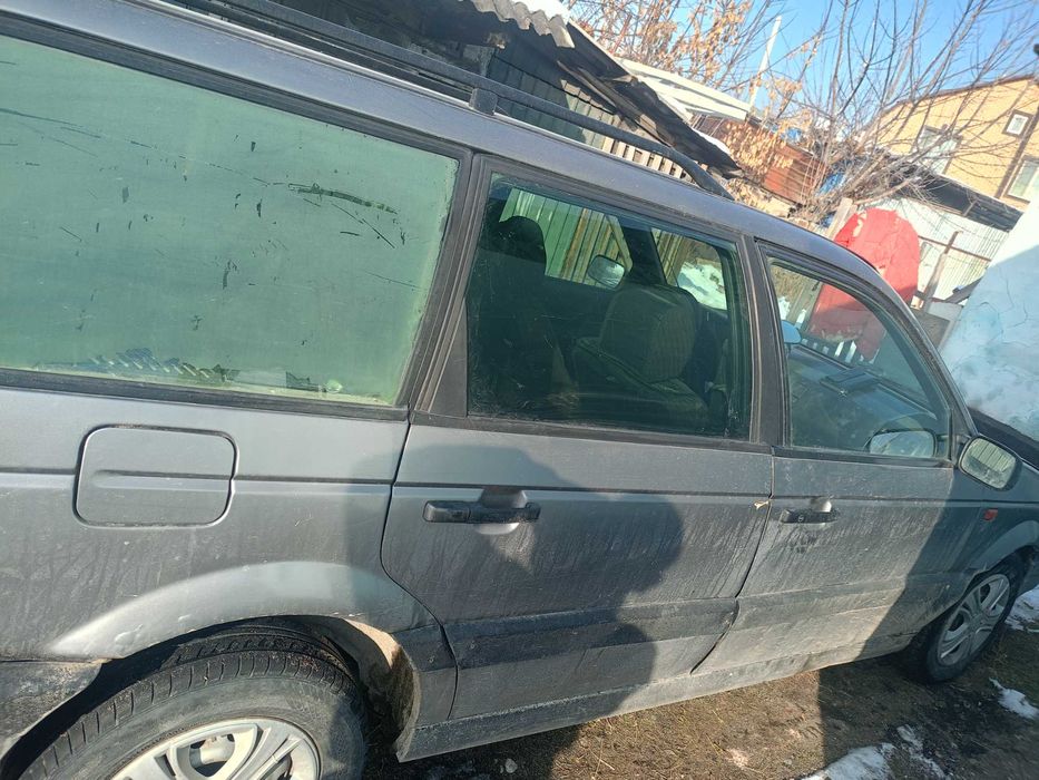 Продам срочно  машину