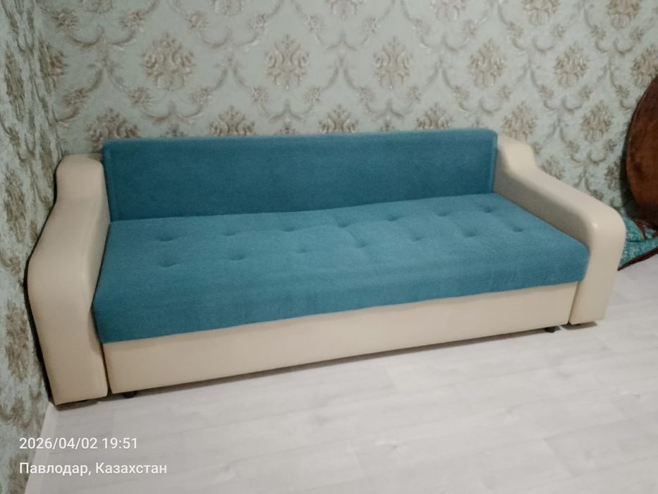 Продам диван в хорошем состоянии