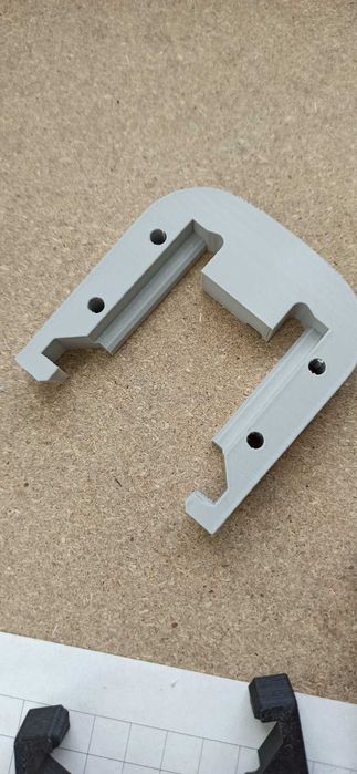 Държач за батерия/машина за  Milwaukee, Makita и други машини