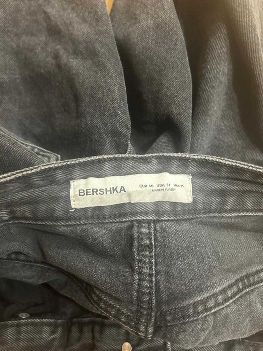 Blugi scurti bershka
