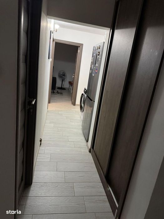 Apartament 4 camere, Pitesti, strada Dacia