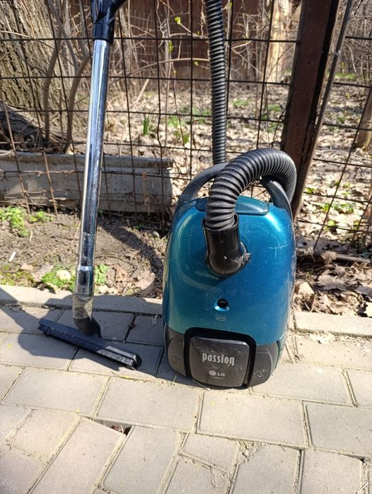 Продам пылесосы б у в рабочем состоянии