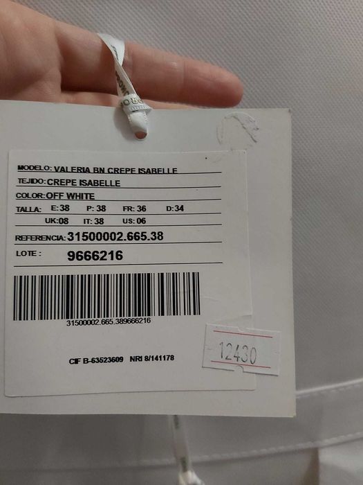 Pronovias Valeria , S-M 38