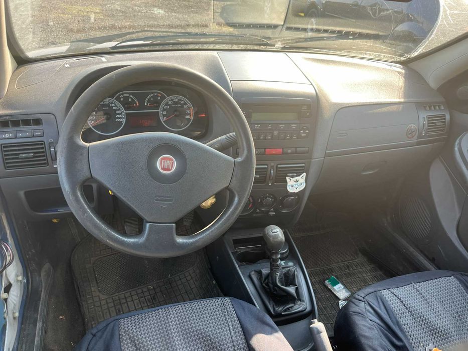 Dezmembrez Fiat Albea facelift 2008 1,4 benzina albastru