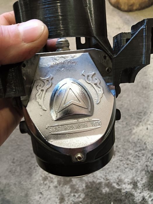 Билед линзи в туманки ,с креплением.