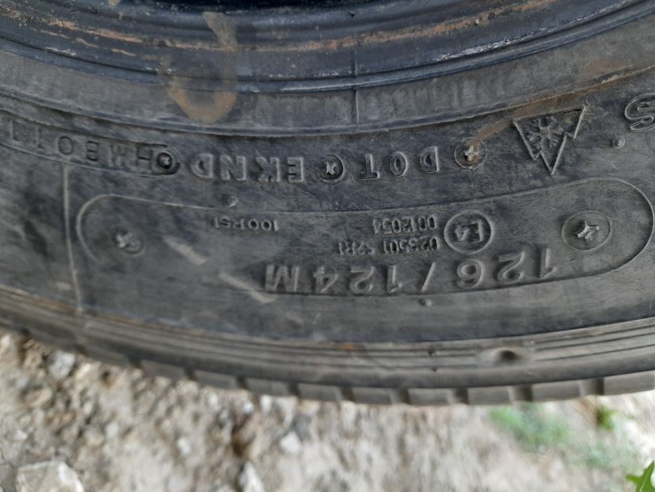 Bridgestone 215/75/17,5