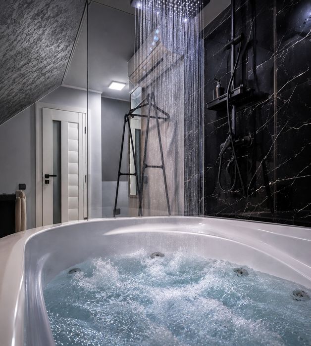 Cazare Apartamente 2 Camere de Lux si Jacuzzi Central Regim Hotelier
