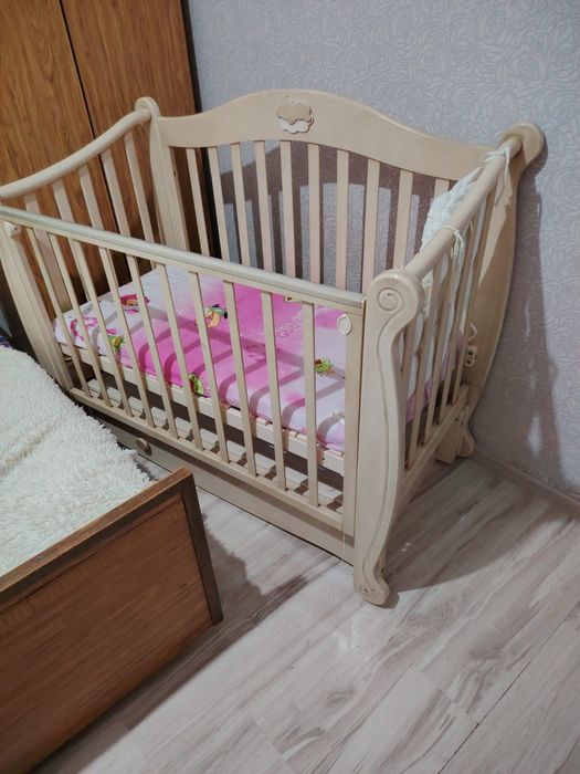 Кроватка детская