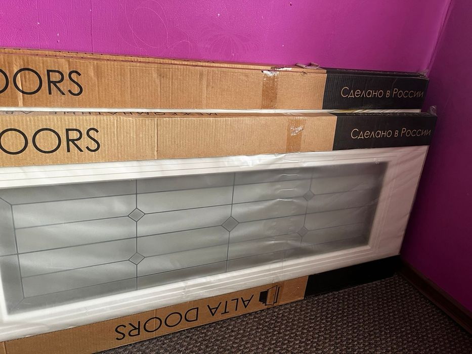 Продам межкомнатные двери белые